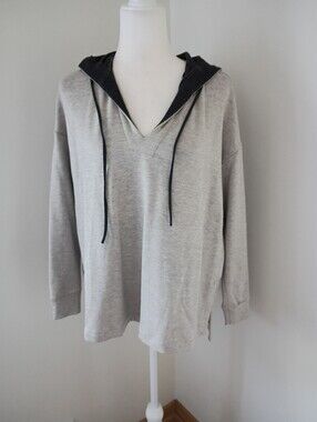 Capote Notched V-Neck Brushed Bamboo Hoodie NWT Size Small